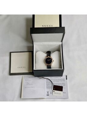 Gucci Diamantissima YA141401 Rose Gold 32mm Swiss Watch